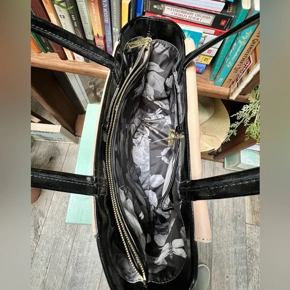 Ted Baker | purse - Picture 5 of 11